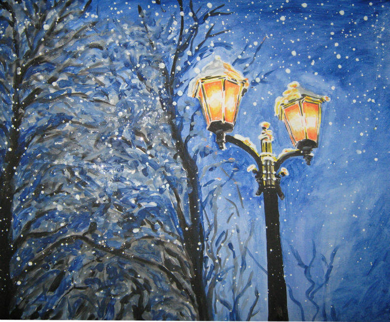 Das warme Licht erleuchtet die Dunkelheit im Schnee